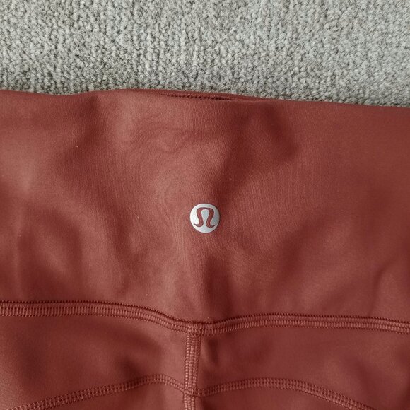 Lululemon Everlux and Mesh High-Rise Tight 25" in Dark Terracotta, size 6 - Picture 11 of 11